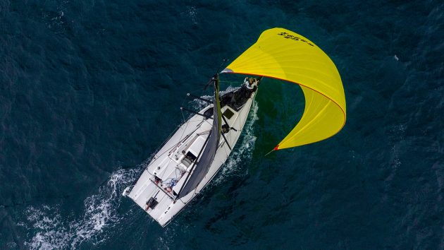 Yachting World – Pip Hare – J/99 – Spinnaker hoists