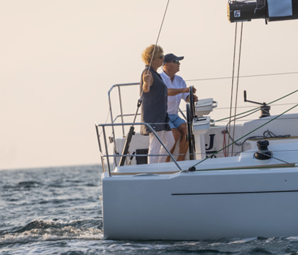 J Composites - J/36 Performance cruiser : Go Forth and conquer the ocean
